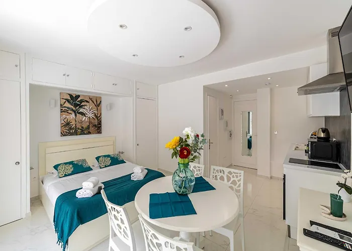 Charming - Ac - 2p- Croisette بيت للعطل